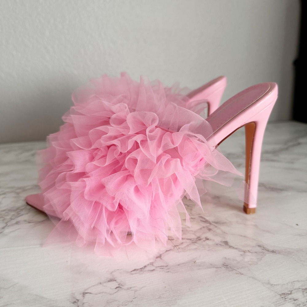 Azalea Wang Pink Ruffled Tulle Pointed Toe Stiletto Barbie Mules Womens Size 8